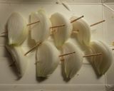 新玉ねぎのガーリックバター焼き作り方1写真