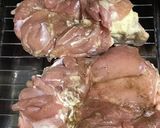 旨味ギュッと♡鶏もも肉の塩焼きスダチ添え作り方2写真