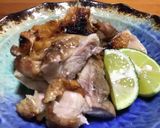 旨味ギュッと♡鶏もも肉の塩焼きスダチ添え作り方4写真