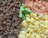 彩りも美味しい⭐︎3色そぼろ丼作り方5写真