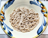 作り置き椎茸の佃煮とカニカマで卵とじ蕎麦作り方2写真