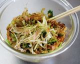 みょうがと三つ葉の胡麻おかか和え作り方5写真