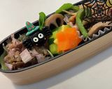 神無月15 鶏ごぼう丼 ハロウィン弁当作り方3写真