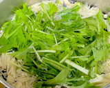 えのき 水菜 かきたまの味噌汁^^作り方4写真