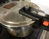 韓国風　豚バラブロックのキムチ煮込み作り方9写真