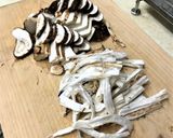 松茸農家さんの「松茸ご飯♬」作り方1写真