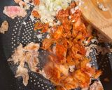 キムチ炒飯　フライパン一つでパラパラに！作り方5写真