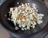 収穫後半日以内に食す！アケビの皮の肉巻き作り方5写真