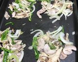 鉄板でカリカリチーズ舞茸トースト作り方4写真