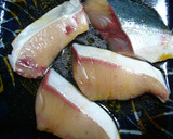 ぶりの照り焼きごぼう添え作り方1写真