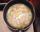 簡単☆ネギ油香る☆鶏肉とネギの春雨スープ作り方4写真