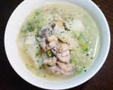 簡単☆ネギ油香る☆鶏肉とネギの春雨スープ作り方5写真