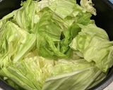 キャベツと塩麹豚の蒸し煮作り方2写真