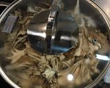 豚バラ肉と舞茸と牛蒡の梅肉煮作り方5写真