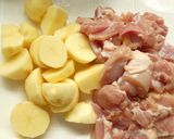 鶏肉とじゃが芋の具だくさんビスク風スープ作り方2写真