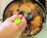 おばあちゃんの味　旬の里芋と手羽の煮物作り方8写真