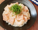 えびとサーモンのごまだれ海鮮丼作り方5写真