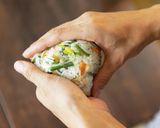 妊婦飯ほうれん草ナムルとしらすのおにぎり作り方2写真