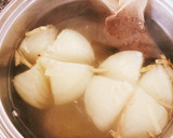 玉ねぎ丸ごとスープ　簡単コンソメだけ作り方4写真
