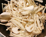厚揚げと牛肉のおろしキノコ添え作り方1写真