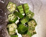 胡麻薫る♪焼きじゃがいもとおくらの味噌汁作り方2写真