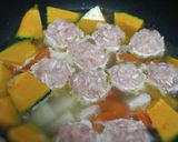 間違いない味！鶏団子の味噌バター煮作り方3写真