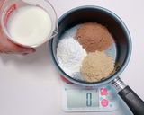 お鍋ひとつで作る米粉チョコレートプリン作り方1写真