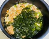 紅鮭中骨水煮缶とわかめの炊き込みご飯作り方5写真