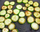 きゅうりとキムチの焼きそば作り方1写真