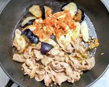 豚こま肉と長ネギにナスの韓国風味噌炒め作り方4写真