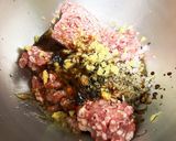 世界一美味しい肉汁溢れるジューシー餃子作り方2写真