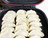世界一美味しい肉汁溢れるジューシー餃子作り方8写真