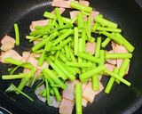 空心菜（あさがお菜）とベーコンの炒め物作り方3写真