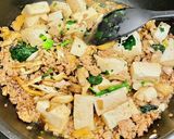 簡単、一品♪舞茸と豚ひき肉の甘辛炒り豆腐作り方8写真