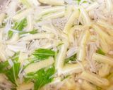 えのき 豆腐 油揚げ 水菜の味噌汁^^作り方6写真