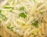 えのき 豆腐 油揚げ 水菜の味噌汁^^作り方7写真