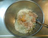 ポカポカ鶏ひき肉団子スープ中華風プリプリ作り方2写真