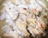 手羽元とセロリのスープ作り方2写真