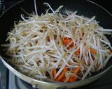 鶏肉のソテー☆もやしあんかけ作り方3写真