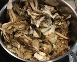鶏もも肉と舞茸と南瓜のトマト煮作り方4写真