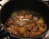 我が家の定番!すき焼き風味肉じゃが作り方3写真