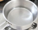 ウィンナーと大根コーンのコンソメスープ作り方1写真
