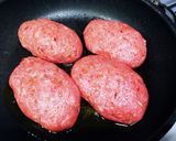 氷を入れて焼き上げるハンバーグ作り方24写真