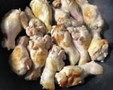 簡単！プルコギのタレで手羽元の甘辛煮！作り方1写真