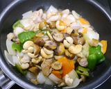 簡単！鶏もものカシューナッツ栗炒め作り方5写真