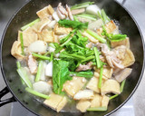 カブと鶏のもも・むね肉と油揚げの塩煮作り方5写真