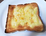 大人のマヨチーズタバスコトースト。作り方1写真