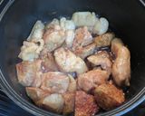 ご飯がすすむ！鶏肉と里芋の甘辛ガーリック作り方4写真