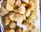 里芋とアスパラ、ちくわの焦がし醤油炒め作り方1写真