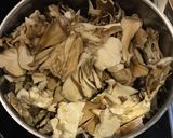豚挽き肉と大根と舞茸のネギ生姜味噌煮作り方4写真